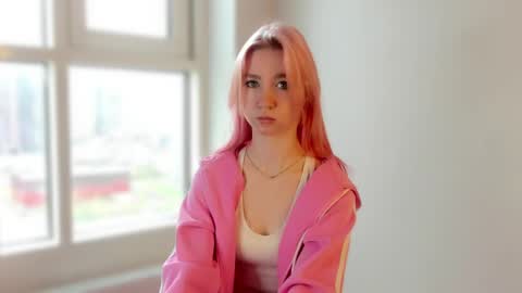 Emi and Ohpi online show from April 28, 8:40 am