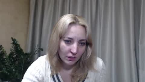 Mari online show from November 5, 8:14 pm