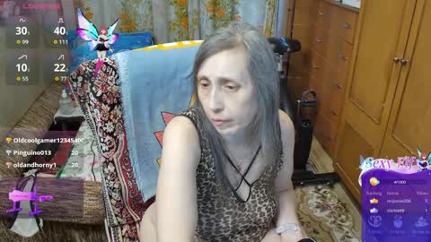 Olguscha online show from April 8, 1:13 pm