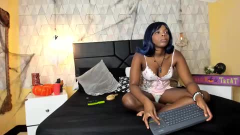 OliiviaGarciaa online show from October 21, 7:40 pm