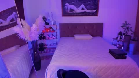 oliva_candy online show from February 22, 10:07 am