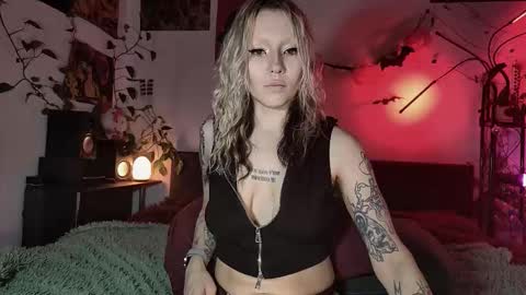 Olive online show from November 4, 1:38 pm