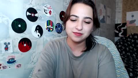 olivia_defo online show from September 23, 12:14 pm