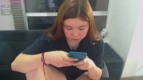 olivia_martine online show from February 3, 2:58 am