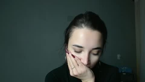 Olivia online show from November 26, 1:34 pm