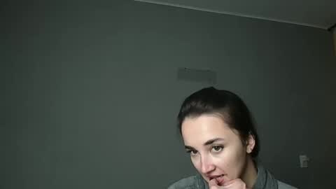 Olivia online show from February 23, 5:23 pm