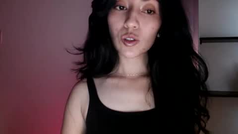 Snapshot of oliviaaa__ chatting on October 6, 10:25 pm oliviaaa__ online show from October 6, 10:25 pm