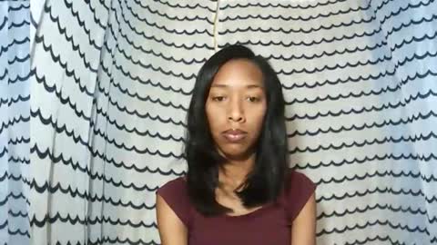 oliviah27 online show from November 11, 2:36 pm