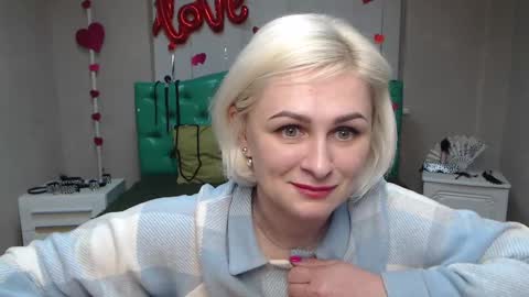 OliviaHorst online show from March 12, 4:24 pm