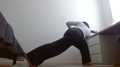 Olivia online show from February 27, 7:19 am