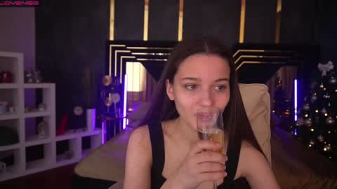 Olivia online show from January 11, 7:17 am