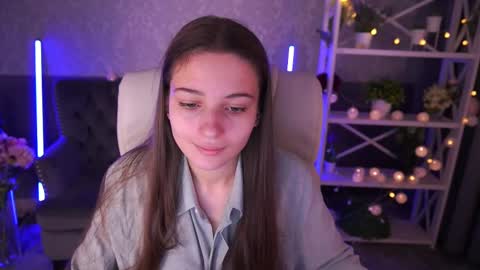 Olivia online show from December 20, 6:40 am