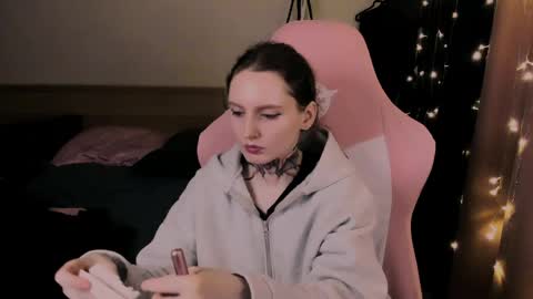 on_yxxx online show from June 1, 7:59 pm