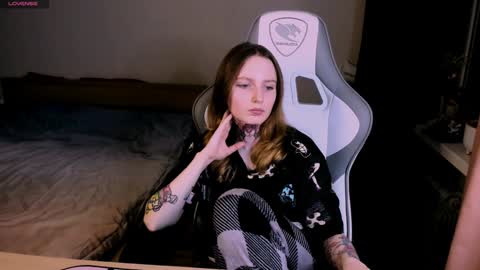 on_yxxx online show from December 19, 7:07 pm