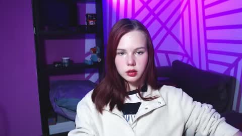 onessandra online show from September 29, 1:54 am