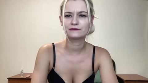 Onika online show from September 10, 11:16 pm