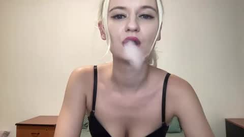 Onika online show from September 27, 11:45 pm