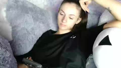 Amalia online show from September 26, 6:49 pm