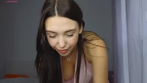 Snapshot of oopsiekitten chatting on September 11, 11:10 am Alice online show from September 11, 11:10 am