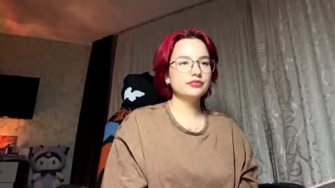 Snapshot of orahisle chatting on October 13, 3:47 pm Thea online show from October 13, 3:47 pm