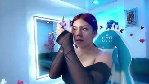 Oriana  online show from February 21, 11:44 am