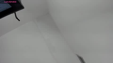 Miss Guzman  online show from October 6, 11:20 pm