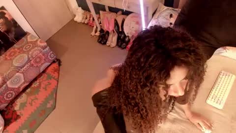Snapshot of orianna_reed chatting on February 27, 11:20 am oriana online show from February 27, 11:20 am