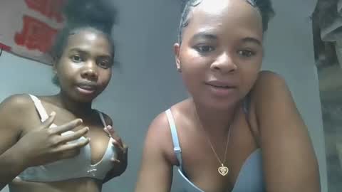 ornellahhh online show from October 8, 7:07 pm