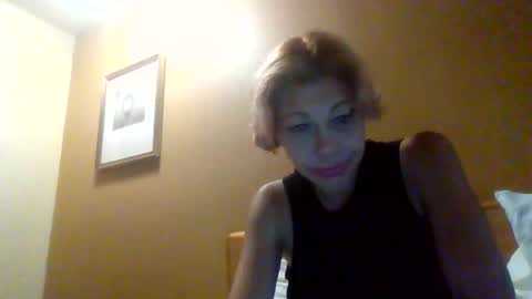 otherroomladycc online show from December 15, 6:07 am