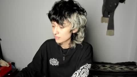 Snapshot of ottoyan_ chatting on March 5, 3:29 am Otto 3 online show from March 5, 3:29 am