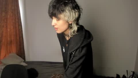 Snapshot of ottoyan_ chatting on February 17, 3:44 pm Otto 3 online show from February 17, 3:44 pm