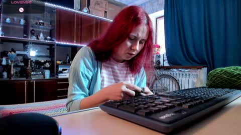 Snapshot of pa1e_pr1ncess chatting on January 21, 6:33 am Ella online show from January 21, 6:33 am