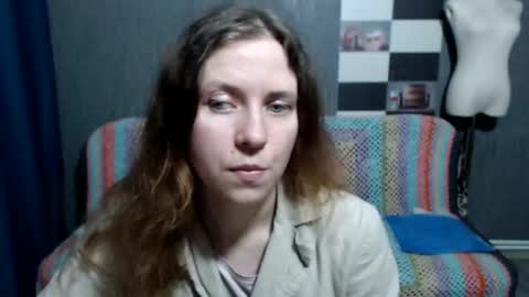 Ella online show from April 2, 1:41 pm