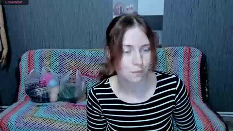 Snapshot of pa1e_pr1ncess chatting on September 17, 9:29 am Ella online show from September 17, 9:29 am