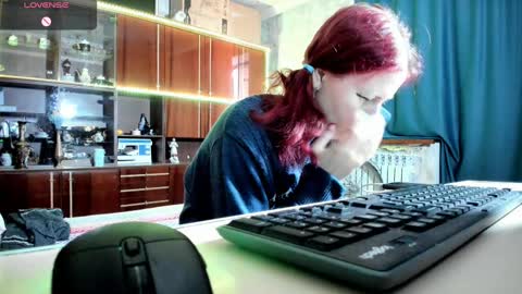 Snapshot of pa1e_pr1ncess chatting on February 17, 6:42 am Ella online show from February 17, 6:42 am