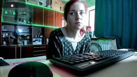Snapshot of pa1e_pr1ncess chatting on March 11, 6:41 am Ella online show from March 11, 6:41 am