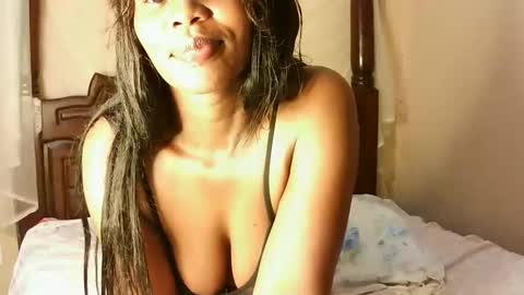 Pacie online show from November 24, 1:02 pm