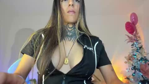 palechor online show from December 16, 5:13 am