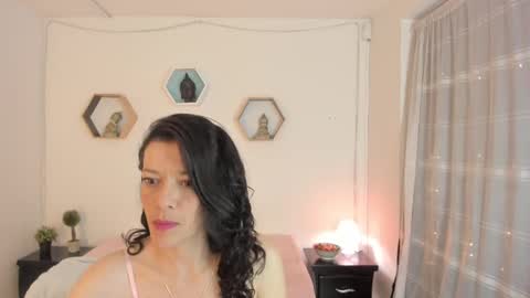 Paloma  online show from September 18, 8:51 pm