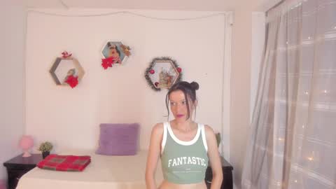 Paloma  online show from December 11, 8:39 pm