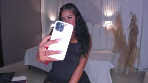 pamela online show from November 18, 7:37 pm