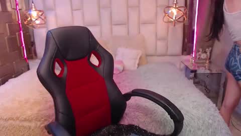 Pamela  online show from February 27, 7:47 pm