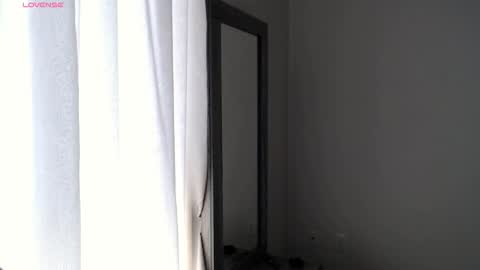 Pamela online show from March 6, 6:25 pm