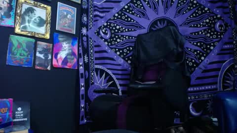       online show from October 2, 1:54 am