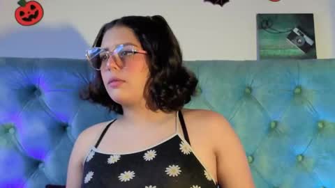 Paola Lyon online show from November 12, 6:17 pm