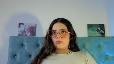 Paola Lyon online show from September 25, 7:12 pm