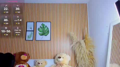 paola online show from November 11, 1:01 am