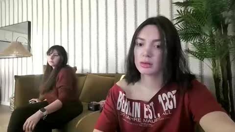 Paola Hard online show from January 12, 4:45 pm