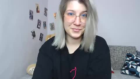 paradisexparadisex online show from January 18, 10:39 am