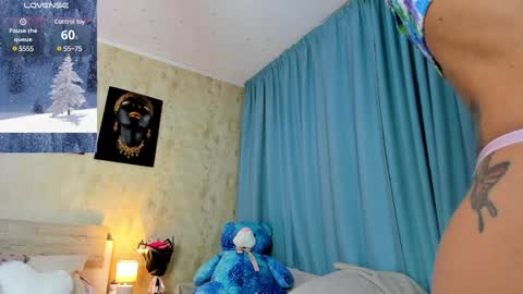 Paris online show from January 4, 6:30 am